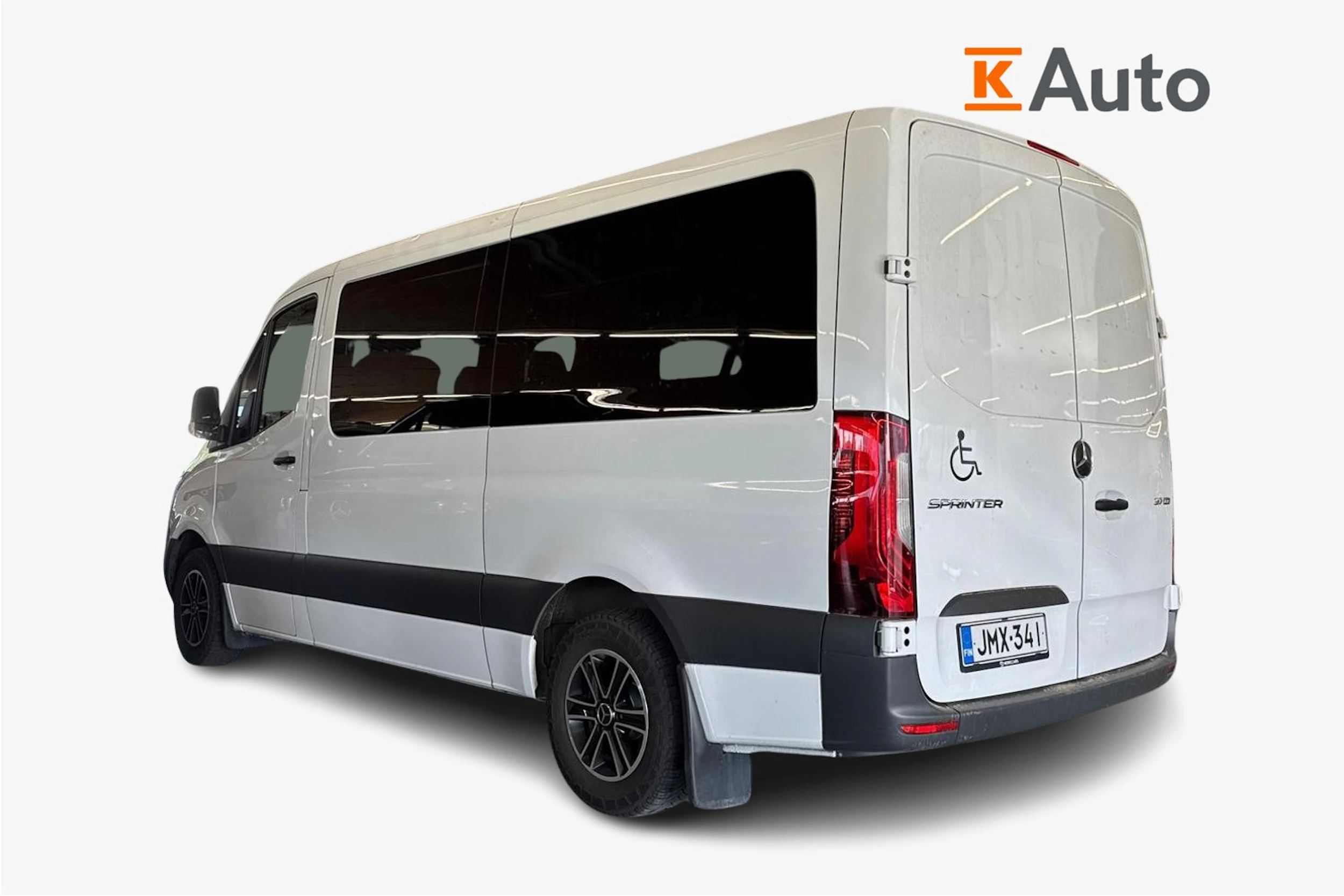 valkoinen Mercedes-Benz Sprinter 2023 kuva 2.