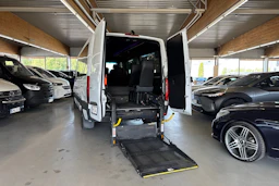 valkoinen Mercedes-Benz Sprinter 2023 kuva 4.