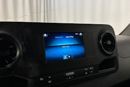 valkoinen Mercedes-Benz Sprinter 2023 kuva 19.