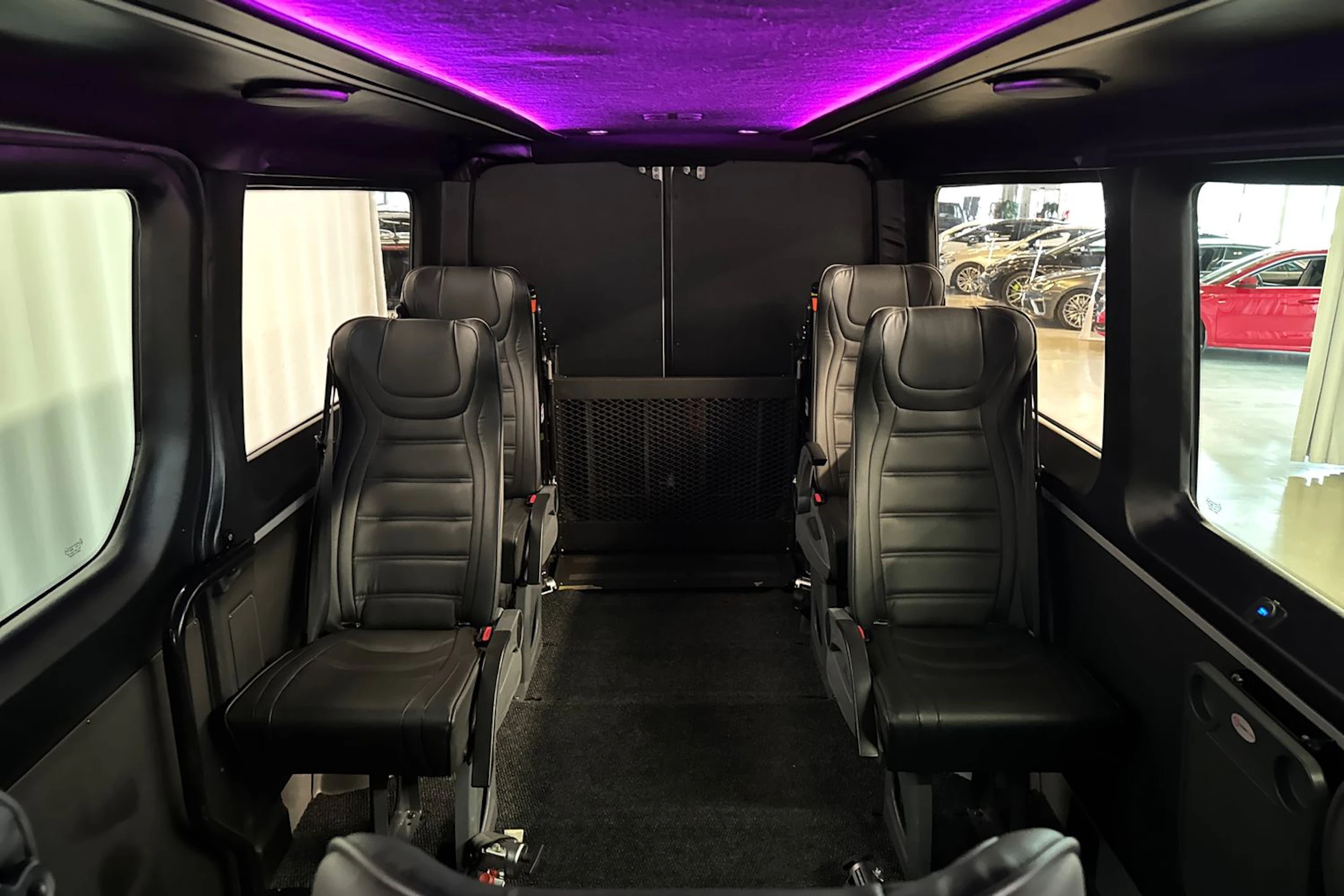 valkoinen Mercedes-Benz Sprinter 2023 kuva 28.