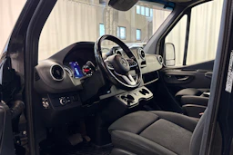 musta Mercedes-Benz Sprinter 2023 kuva 6.
