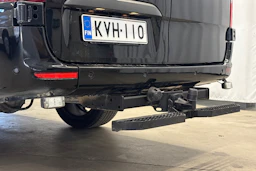 musta Mercedes-Benz Sprinter 2023 kuva 31.