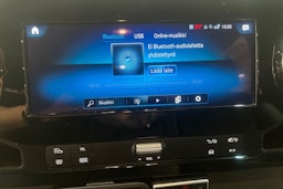 musta Mercedes-Benz Sprinter 2023 kuva 16.
