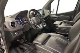 harmaa Mercedes-Benz Sprinter 2023 kuva 8.