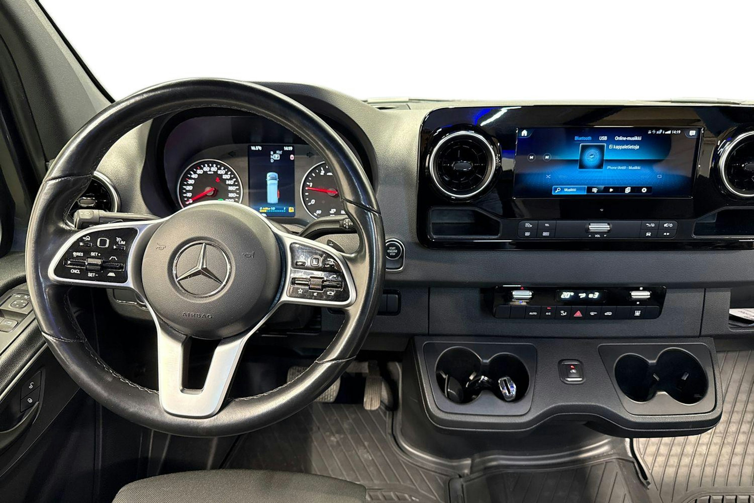 musta Mercedes-Benz Sprinter 2023 kuva 7.