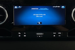 musta Mercedes-Benz Sprinter 2023 kuva 21.