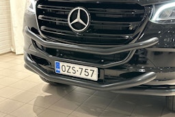 musta Mercedes-Benz Sprinter 2023 kuva 38.