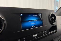 valkoinen Mercedes-Benz Sprinter 2023 kuva 20.