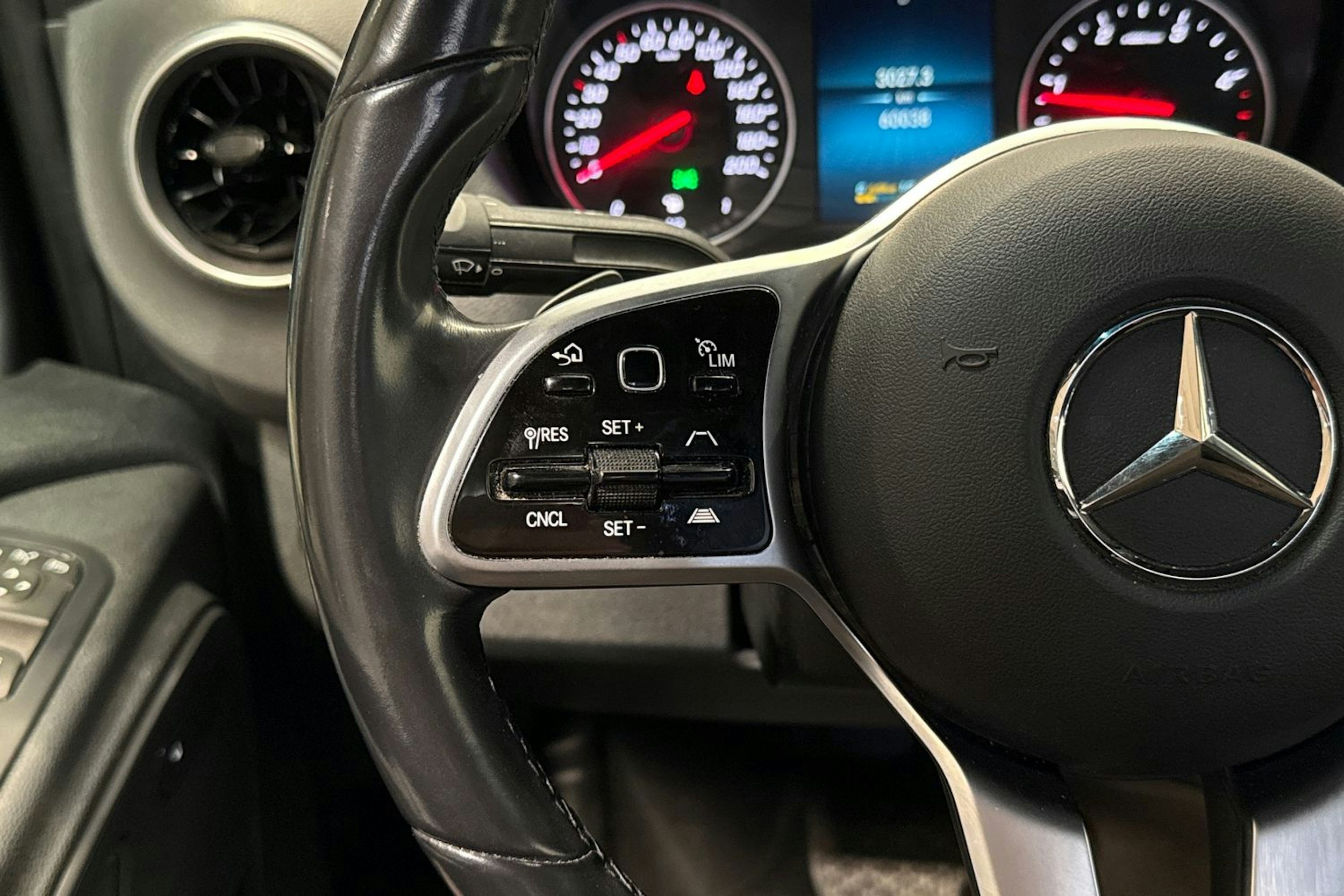 Harmaa Mercedes-Benz SPRINTER 2023 kuva 30.