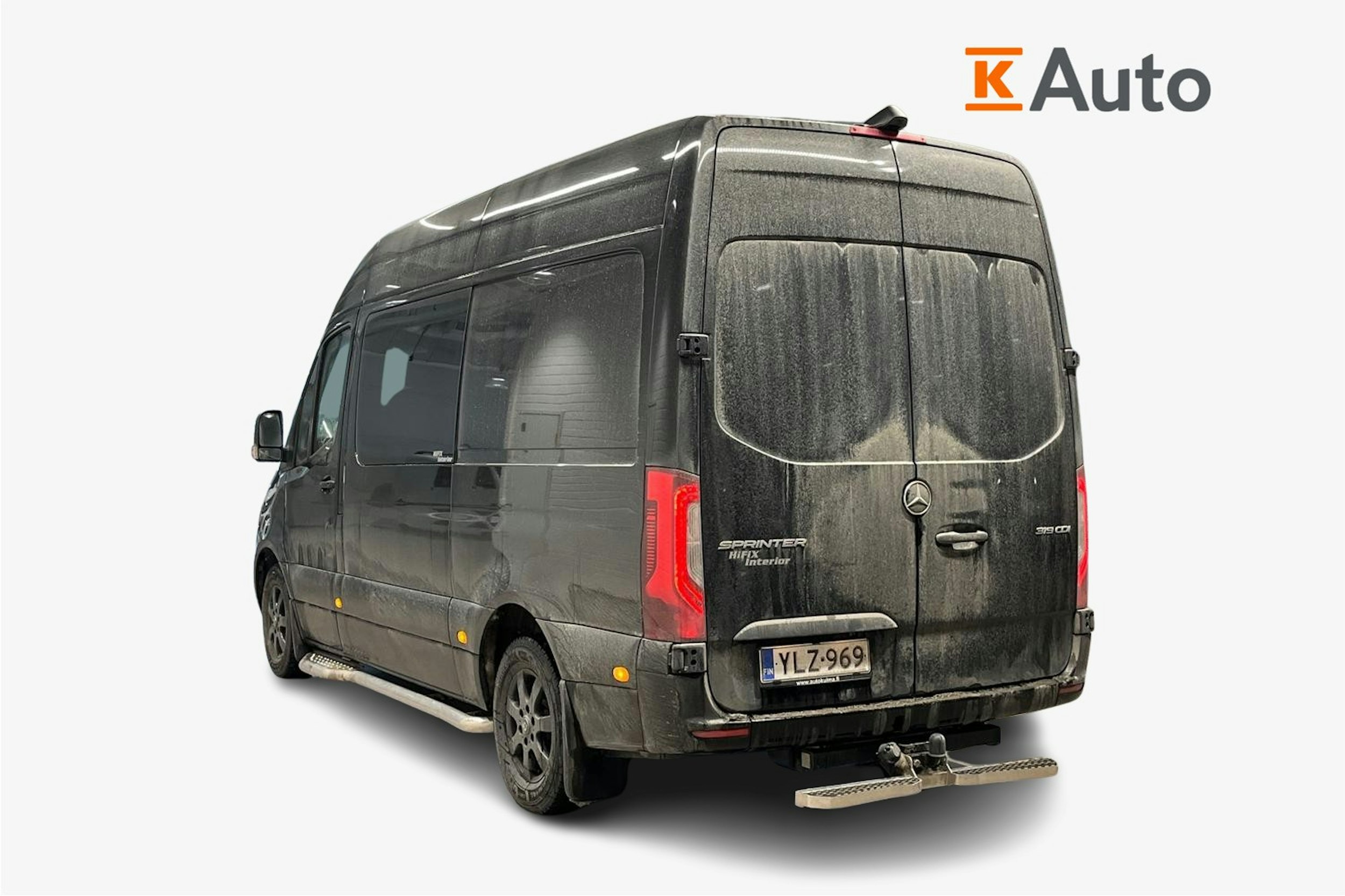 musta Mercedes-Benz Sprinter 2023 kuva 2.