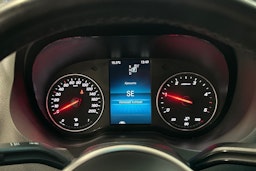 musta Mercedes-Benz Sprinter 2023 kuva 16.