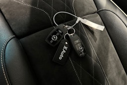 musta Mercedes-Benz Sprinter 2023 kuva 21.