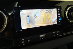 musta Mercedes-Benz Sprinter 2023 kuva 21.