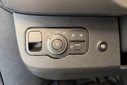 harmaa Mercedes-Benz Sprinter 2023 kuva 23.