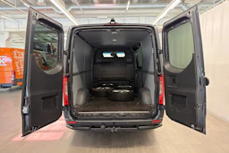 harmaa Mercedes-Benz Sprinter 2023 kuva 28.