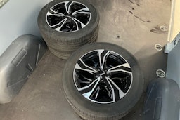 valkoinen Mercedes-Benz Sprinter 2024 kuva 16.