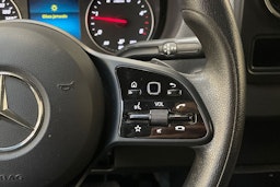 valkoinen Mercedes-Benz Sprinter 2024 kuva 20.