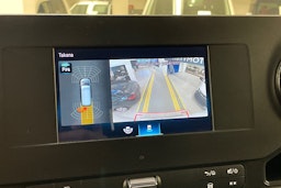 valkoinen Mercedes-Benz Sprinter 2024 kuva 23.