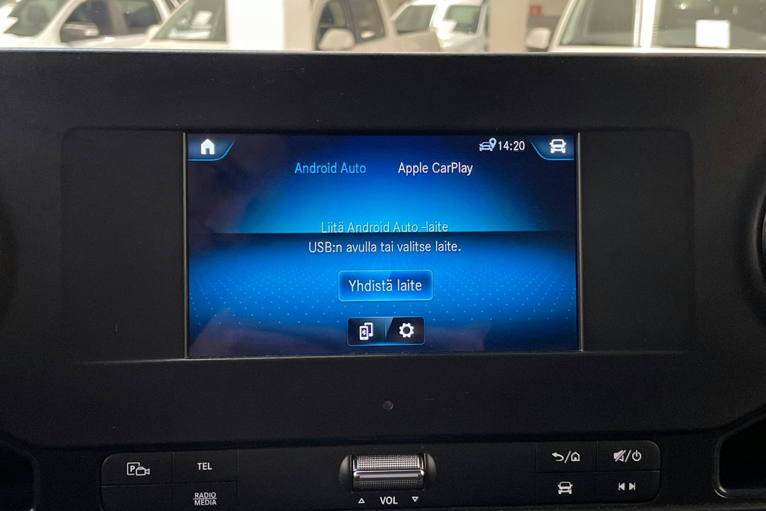 valkoinen Mercedes-Benz Sprinter 2024 kuva 25.