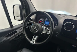 harmaa Mercedes-Benz Sprinter 2025 kuva 10.