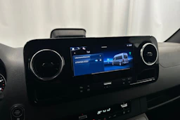 harmaa Mercedes-Benz Sprinter 2025 kuva 23.