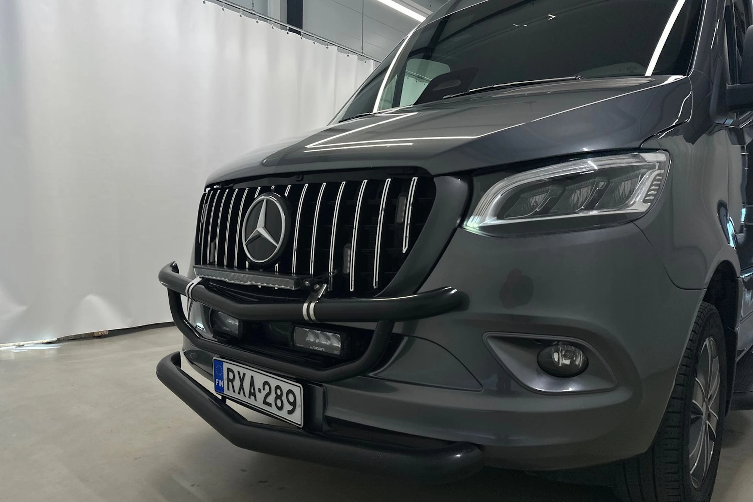 harmaa Mercedes-Benz Sprinter 2025 kuva 36.