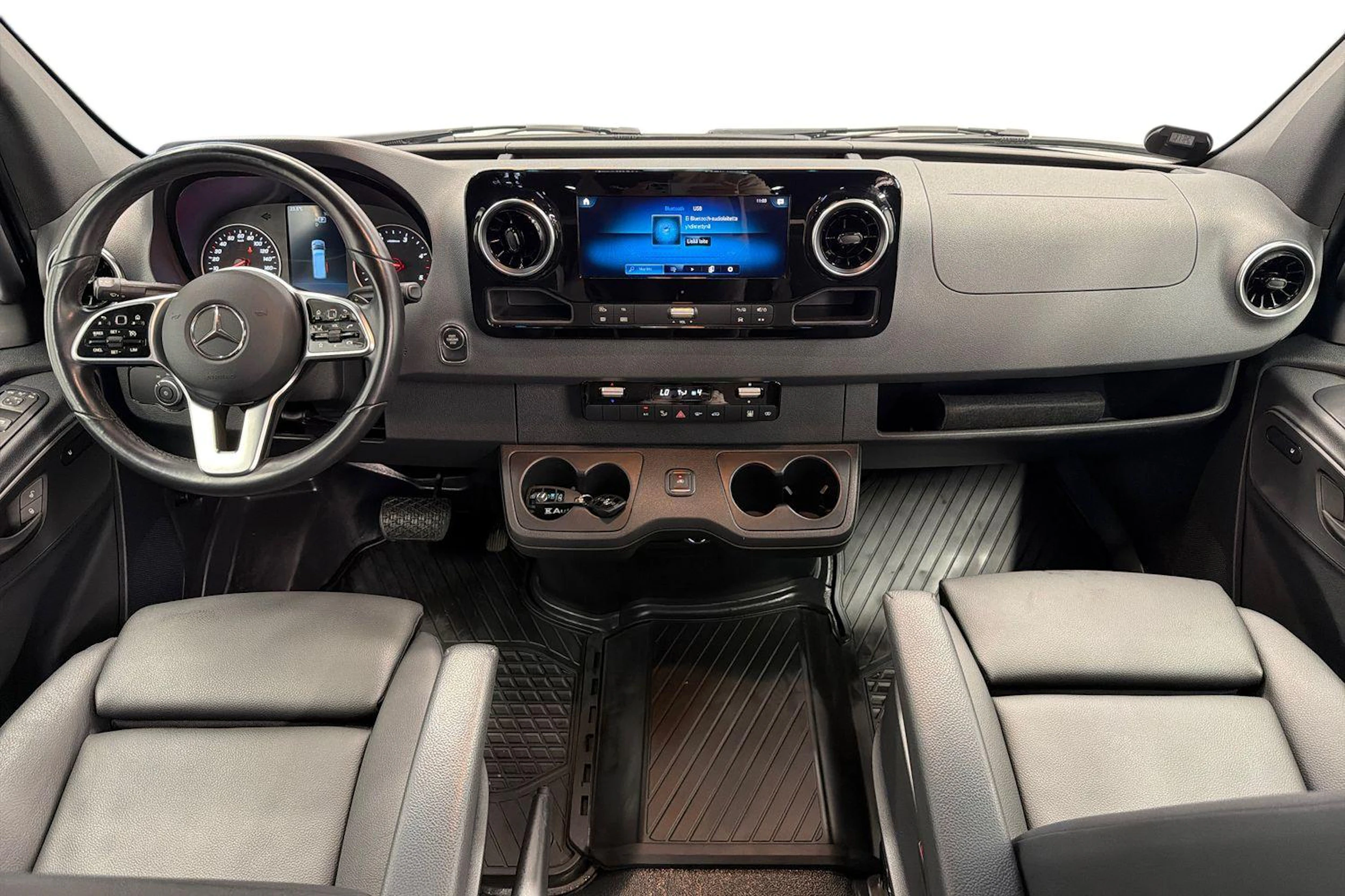 musta Mercedes-Benz Sprinter 2024 kuva 7.