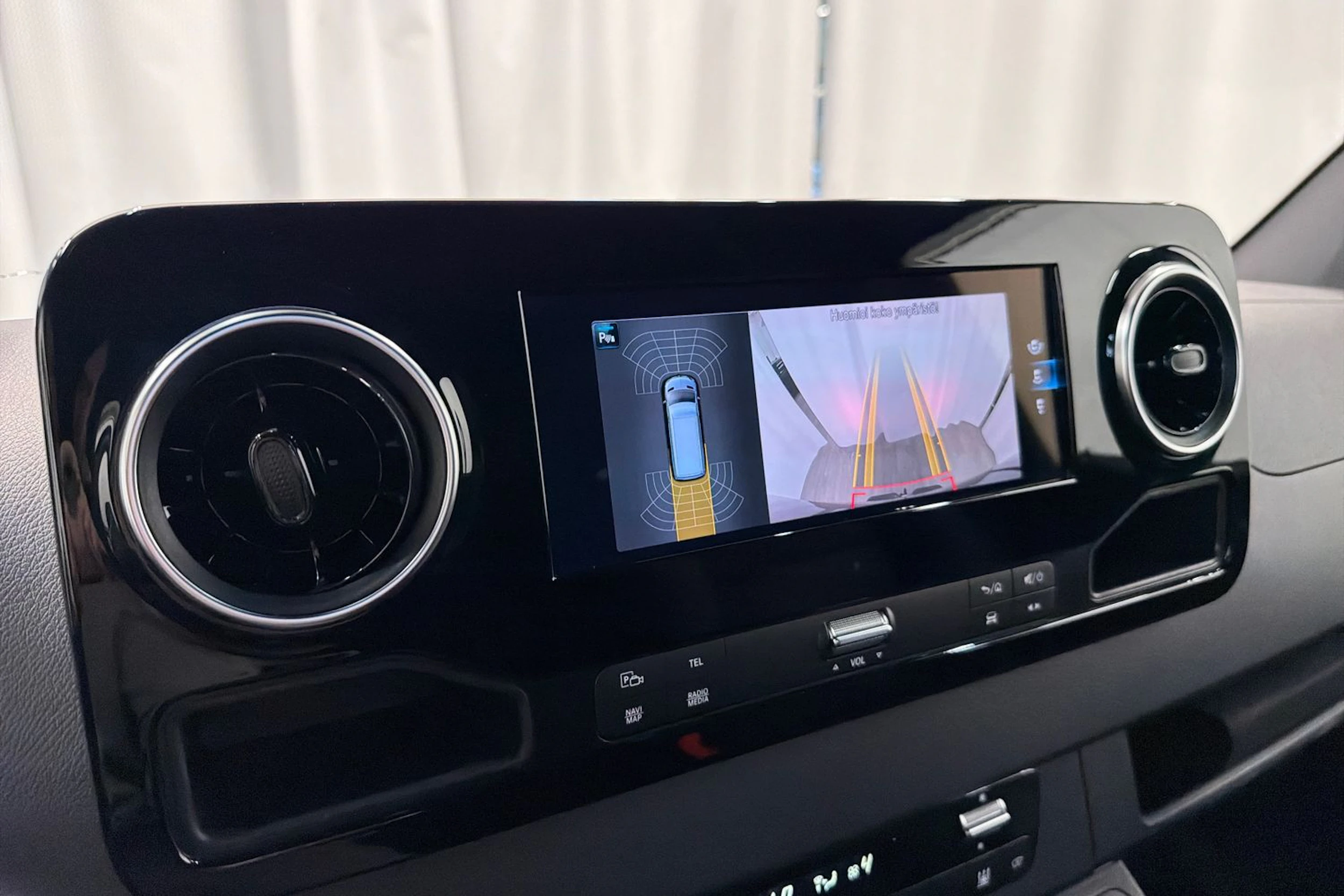 musta Mercedes-Benz Sprinter 2024 kuva 22.