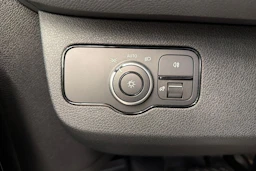 musta Mercedes-Benz Sprinter 2024 kuva 26.