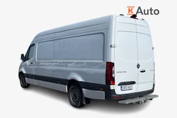 valkoinen Mercedes-Benz Sprinter 2024 kuva 2.