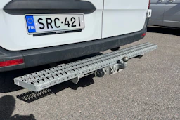 valkoinen Mercedes-Benz Sprinter 2024 kuva 4.