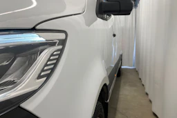 valkoinen Mercedes-Benz Sprinter 2024 kuva 21.