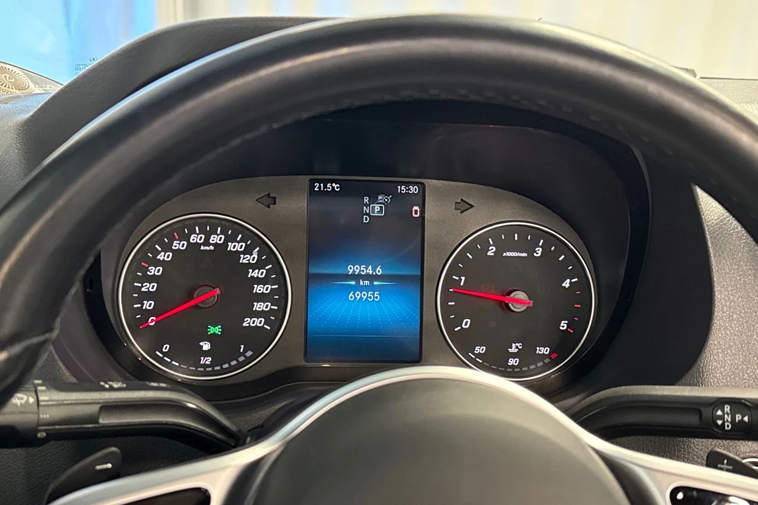 musta Mercedes-Benz Sprinter 2024 kuva 20.