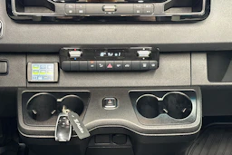 musta Mercedes-Benz Sprinter 2024 kuva 26.