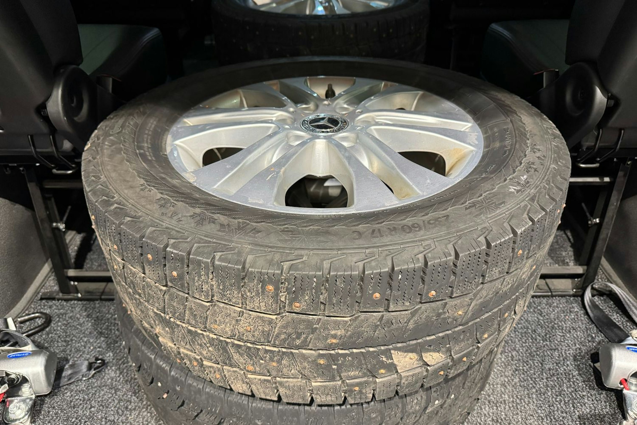 valkoinen Mercedes-Benz Sprinter 2024 kuva 11.