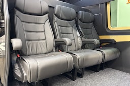 musta Mercedes-Benz Sprinter 2025 kuva 16.