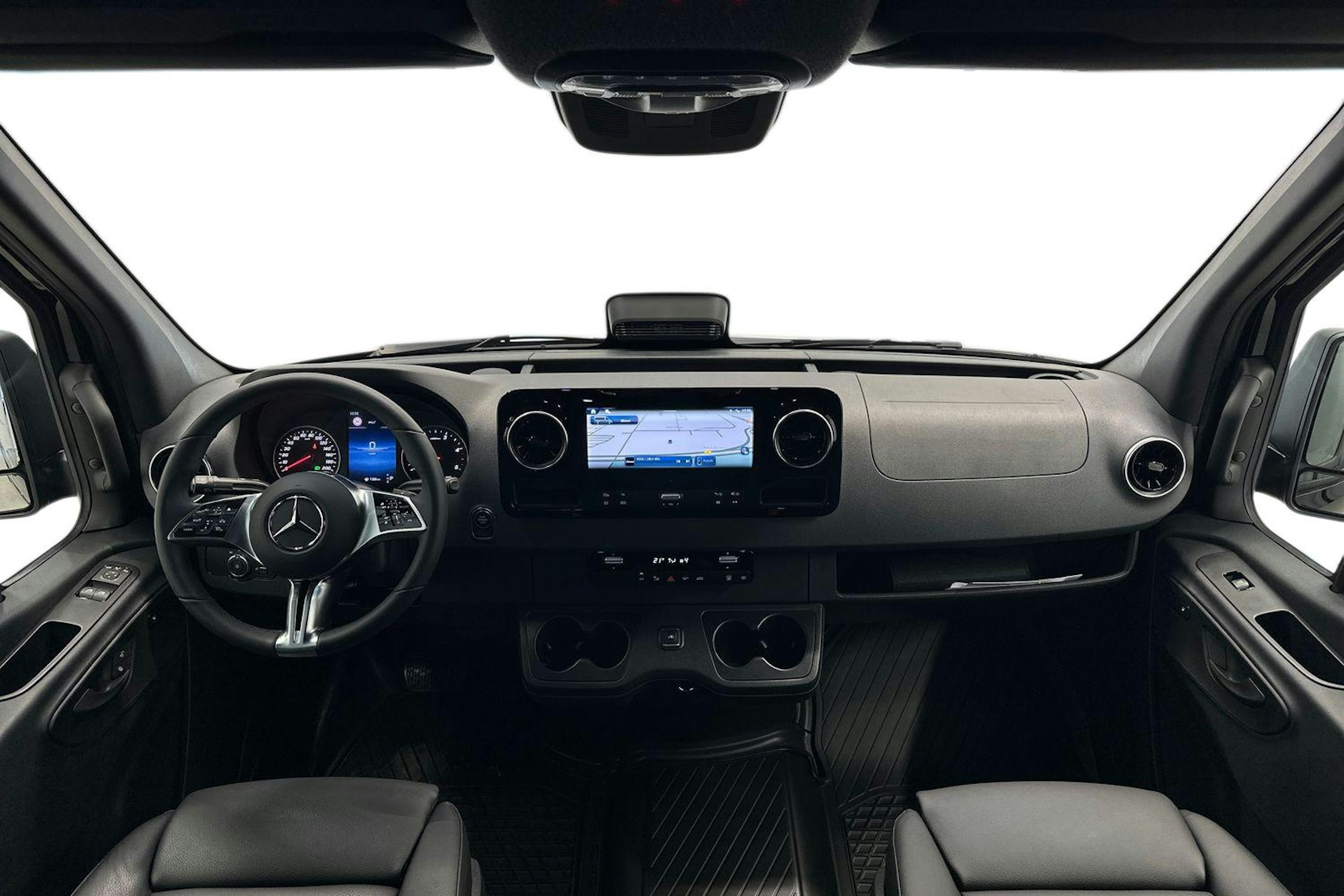 musta Mercedes-Benz Sprinter 2025 kuva 9.