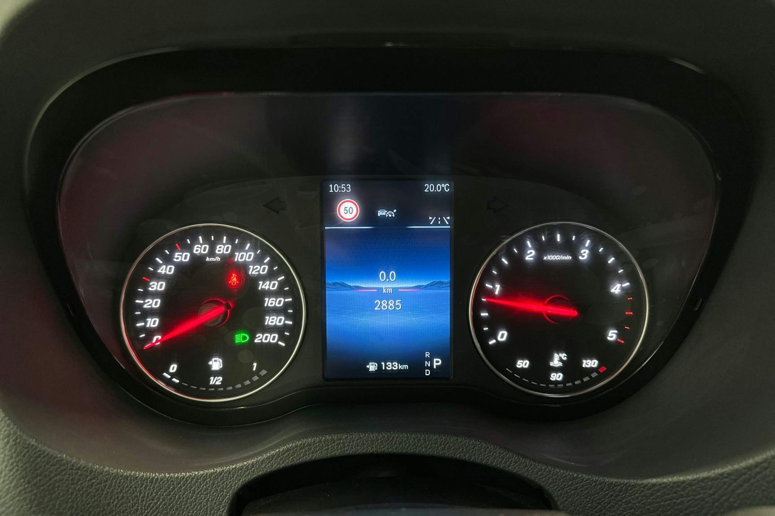 musta Mercedes-Benz Sprinter 2025 kuva 17.