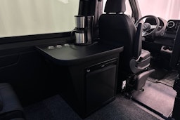 musta Mercedes-Benz Sprinter 2025 kuva 31.