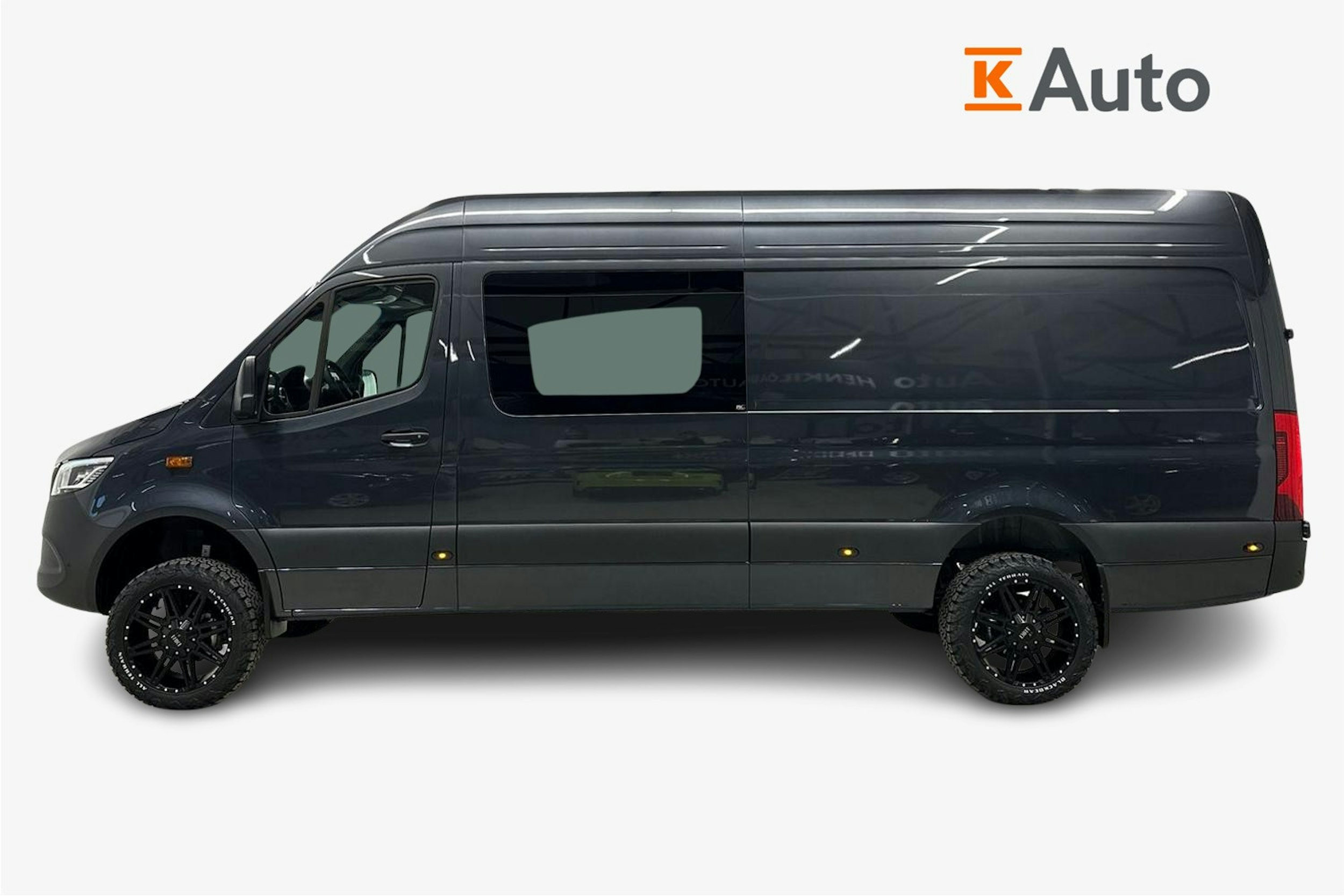 harmaa Mercedes-Benz Sprinter 2025 kuva 7.