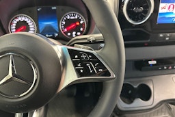 harmaa Mercedes-Benz Sprinter 2025 kuva 16.