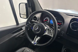 harmaa Mercedes-Benz Sprinter 2025 kuva 10.