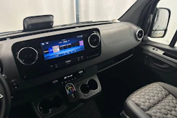 harmaa Mercedes-Benz Sprinter 2025 kuva 15.