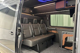 harmaa Mercedes-Benz Sprinter 2025 kuva 29.