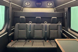 harmaa Mercedes-Benz Sprinter 2025 kuva 34.
