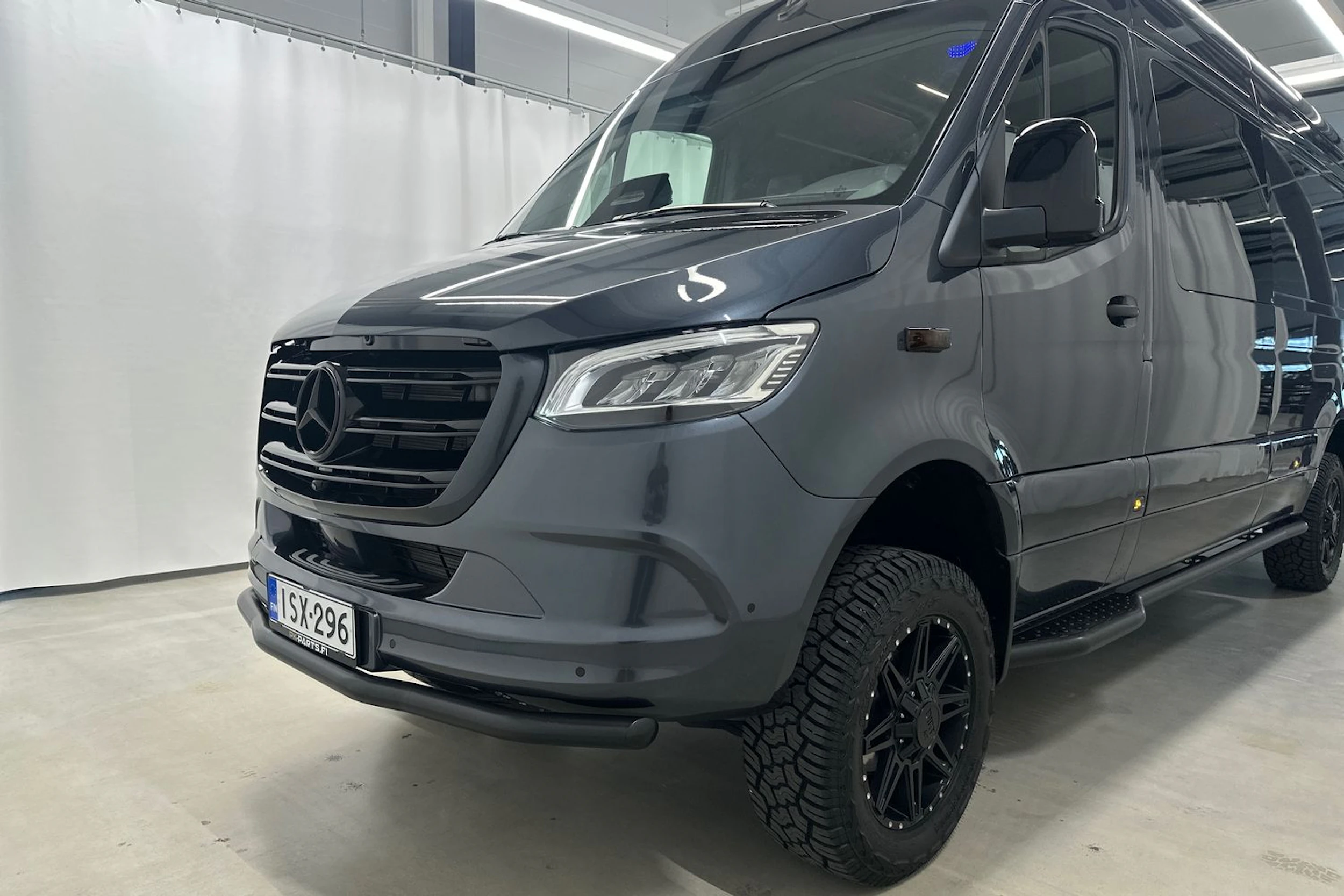 harmaa Mercedes-Benz Sprinter 2025 kuva 38.