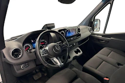 valkoinen Mercedes-Benz Sprinter 2025 kuva 3.