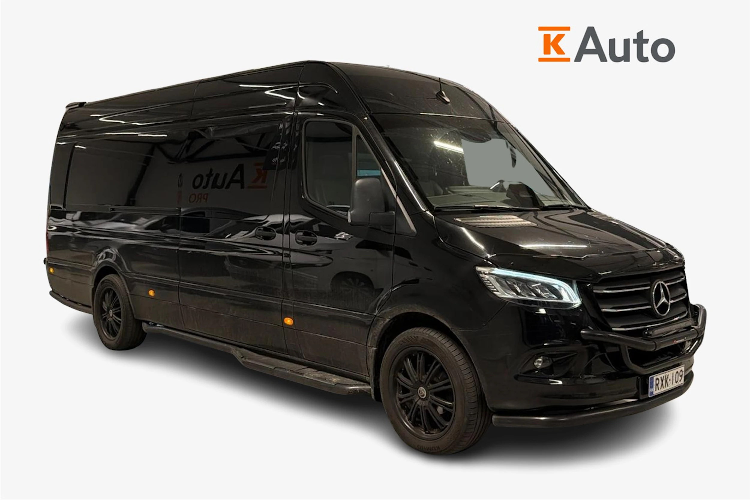 musta Mercedes-Benz Sprinter 2025 kuva 1.