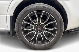 valkoinen Mercedes-Benz Sprinter 2025 kuva 9.