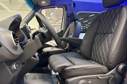 valkoinen Mercedes-Benz Sprinter 2025 kuva 17.